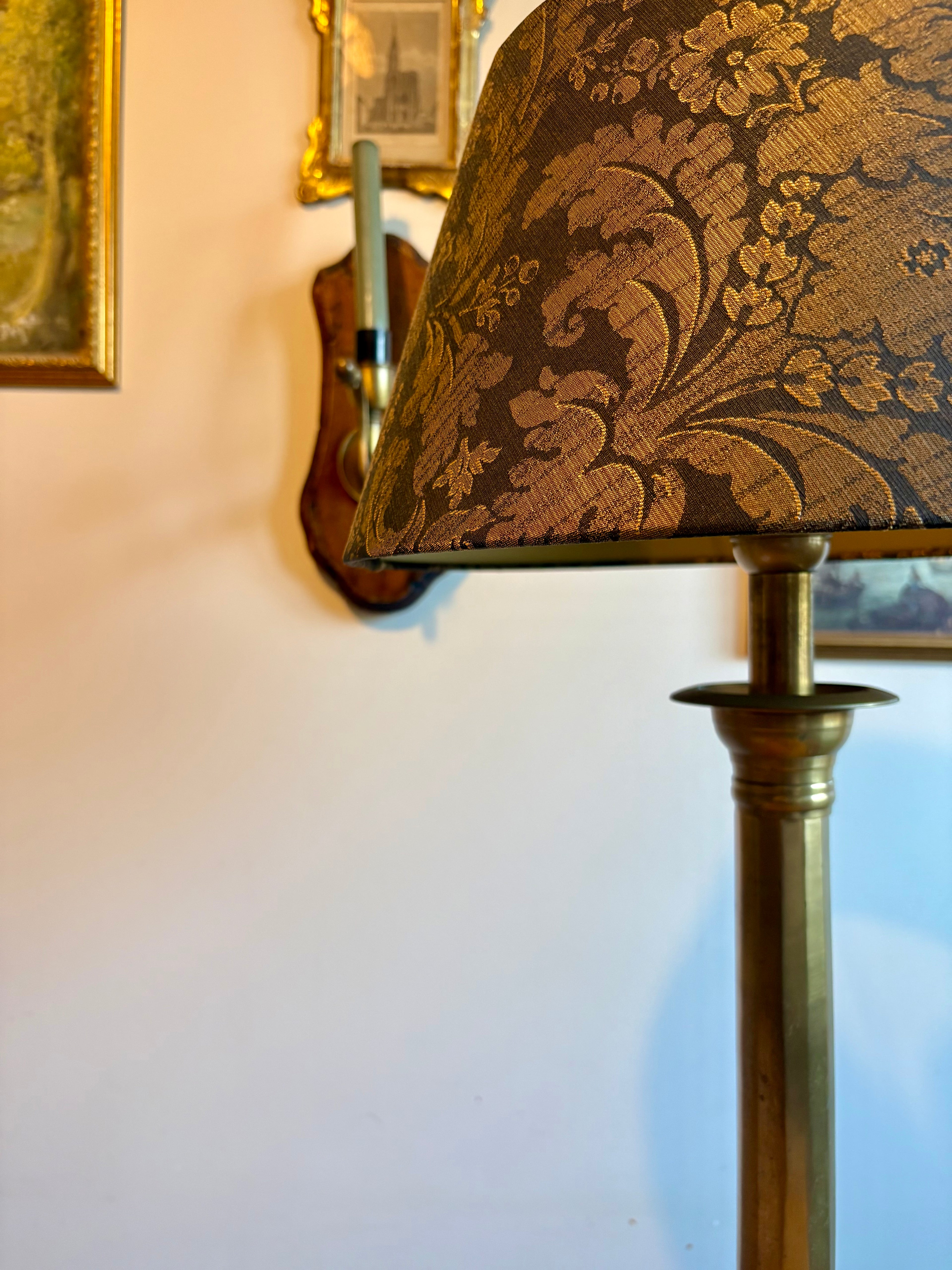 Lampe de table en laiton massif et abat-jour en brocart – 71 cm