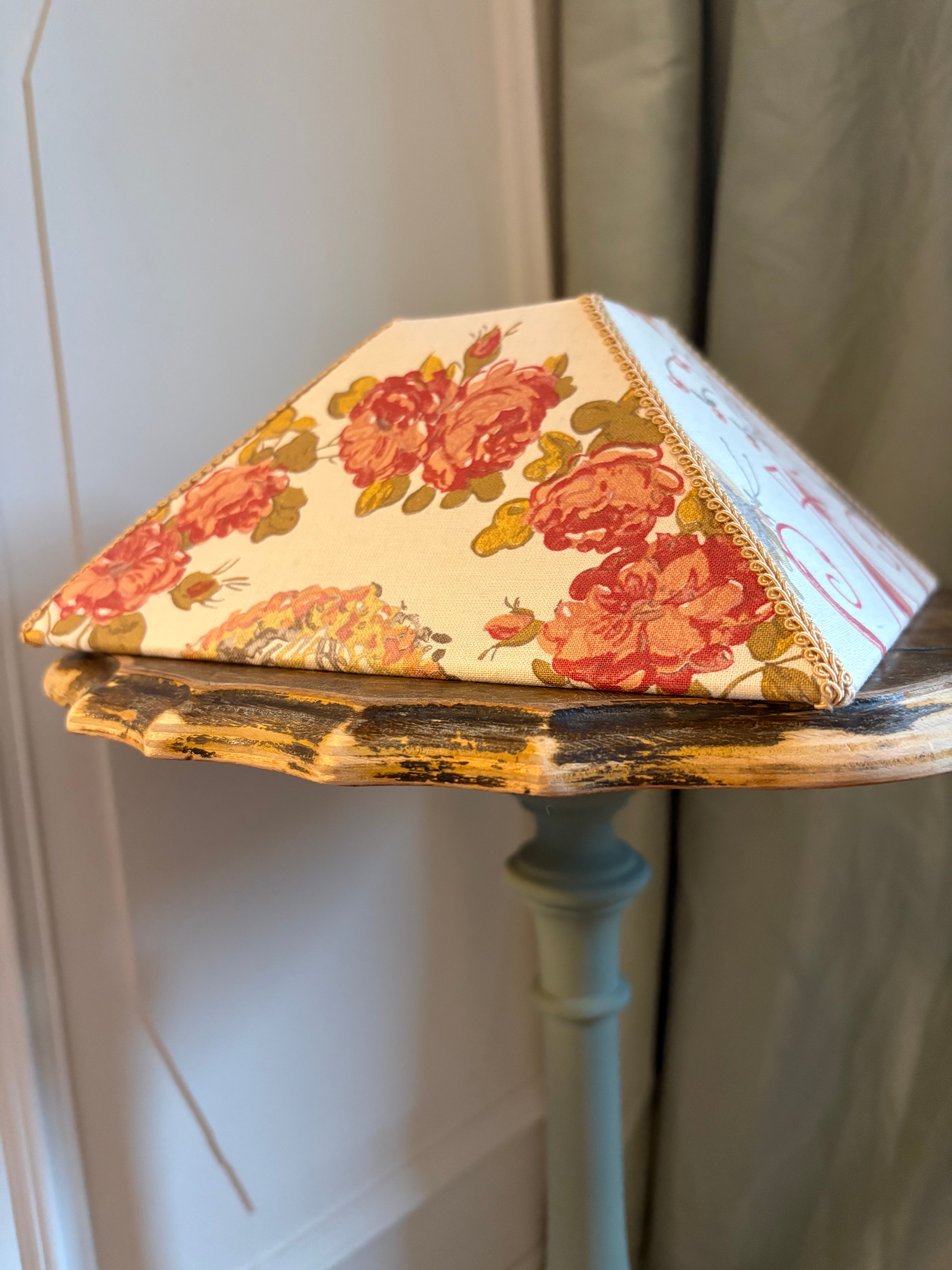 Abat-jour pince fleuri