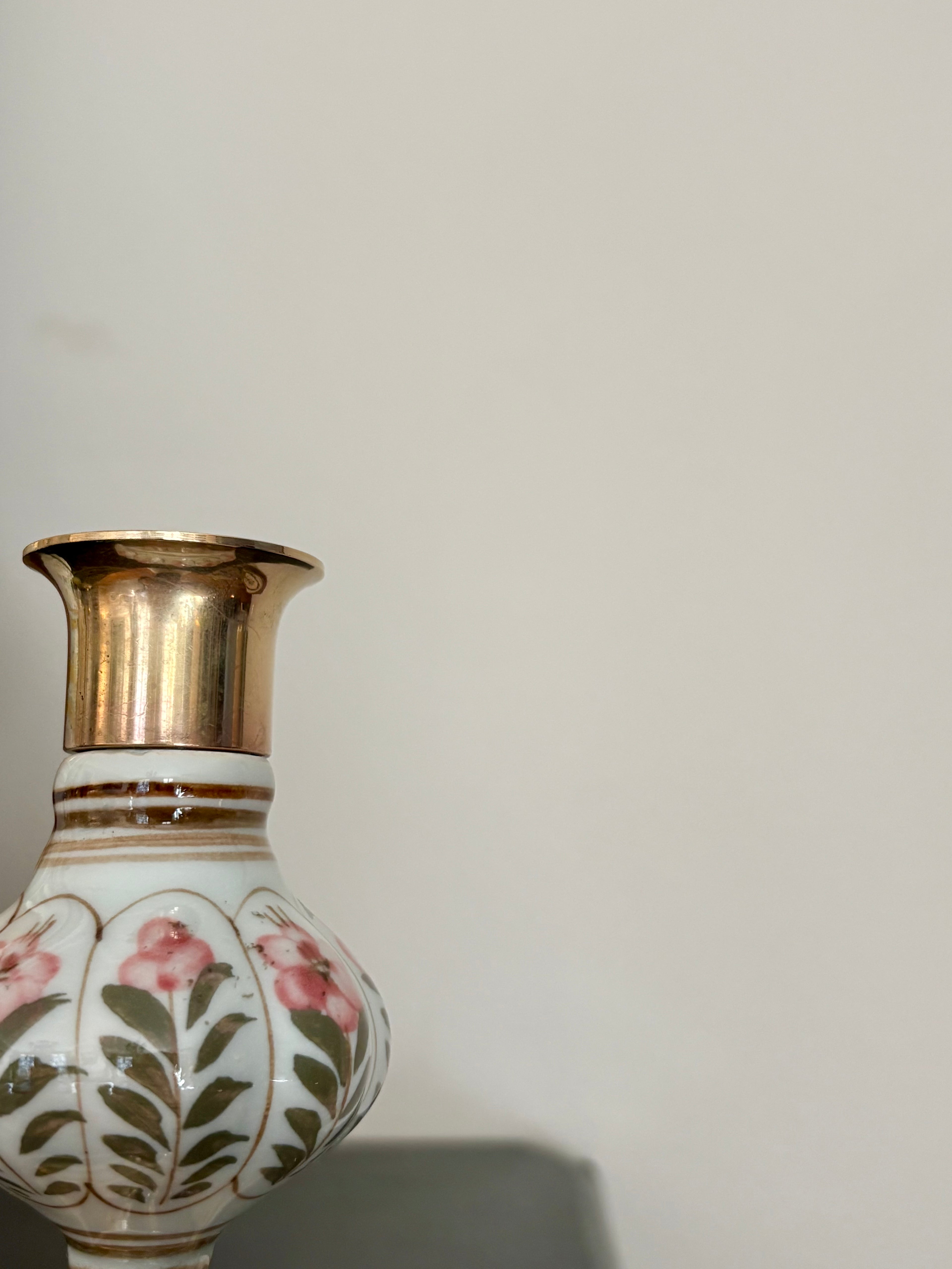 Bougeoir laiton et porcelaine peint