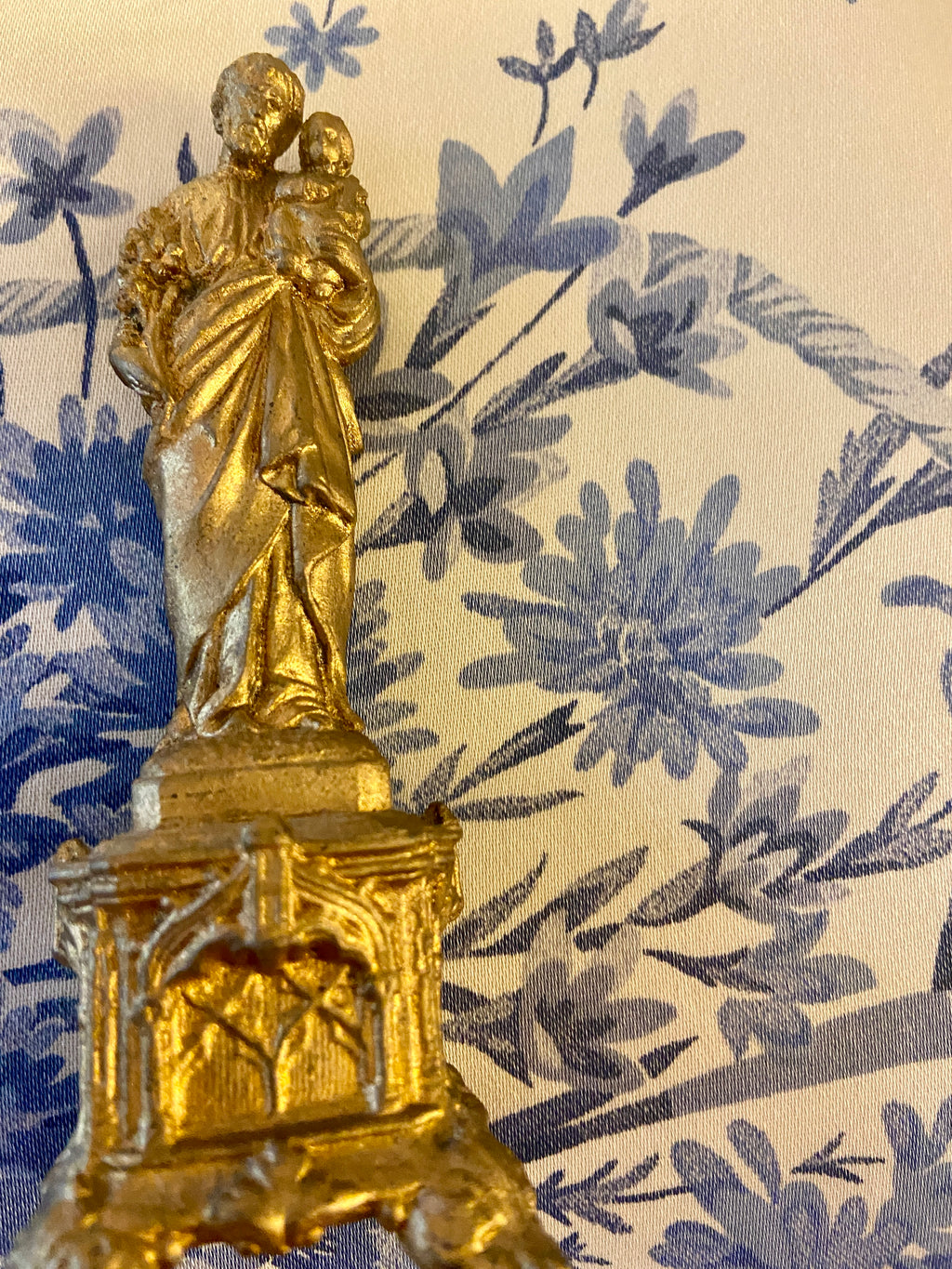 Statuette dorée Saint Joseph