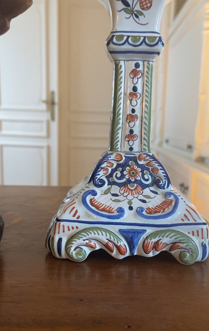 Lampe ancienne en faïence de Rouen – Peinte à la main