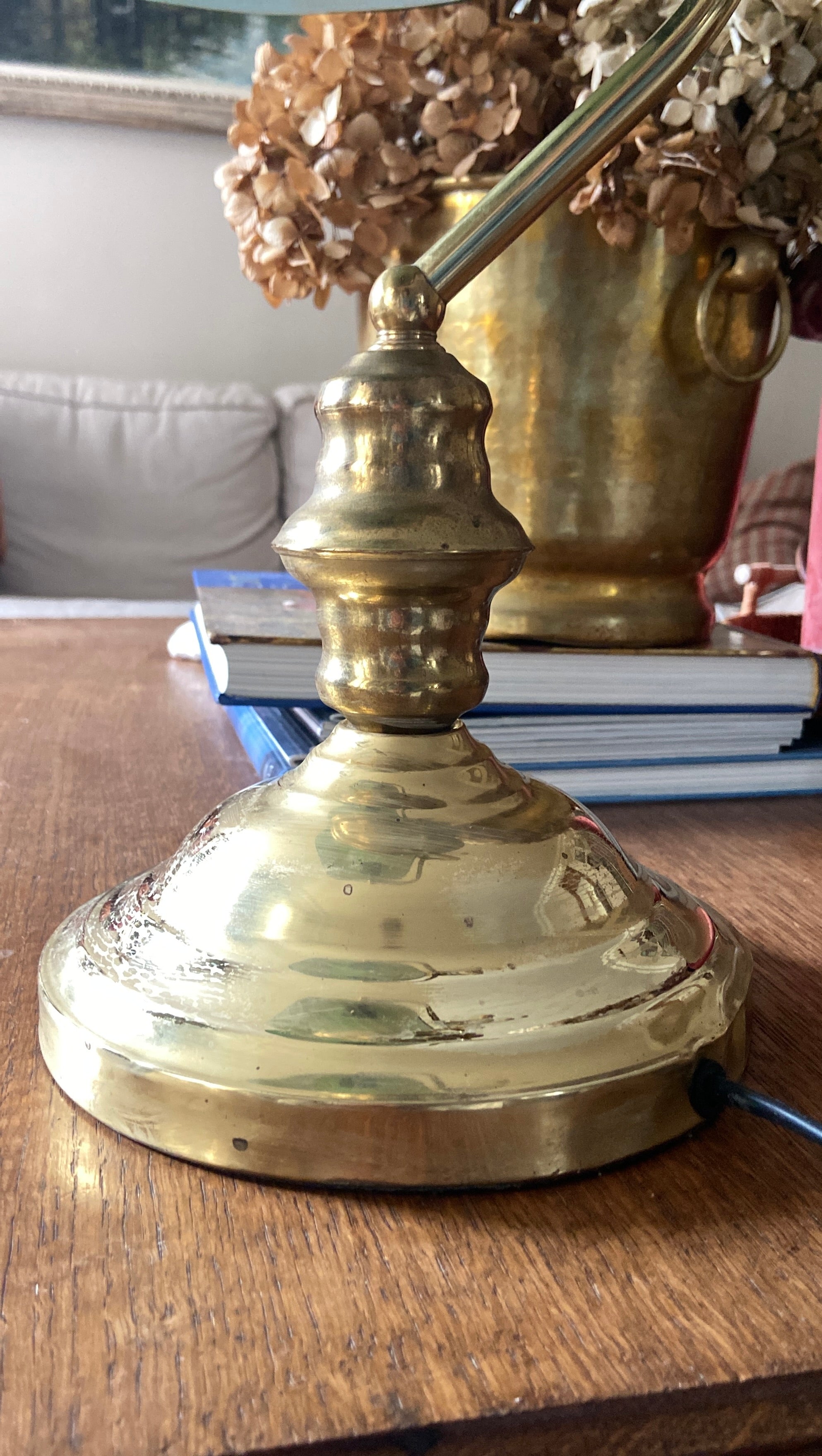 Lampe de bureau en laiton et verre vert