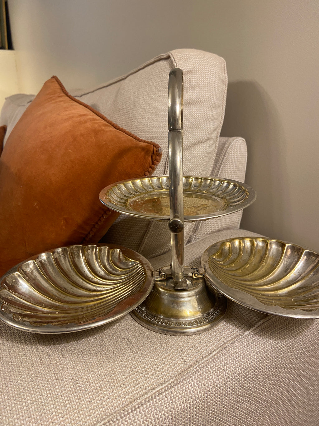 Plat de présentation vintage à coquilles – Pièce pliante unique