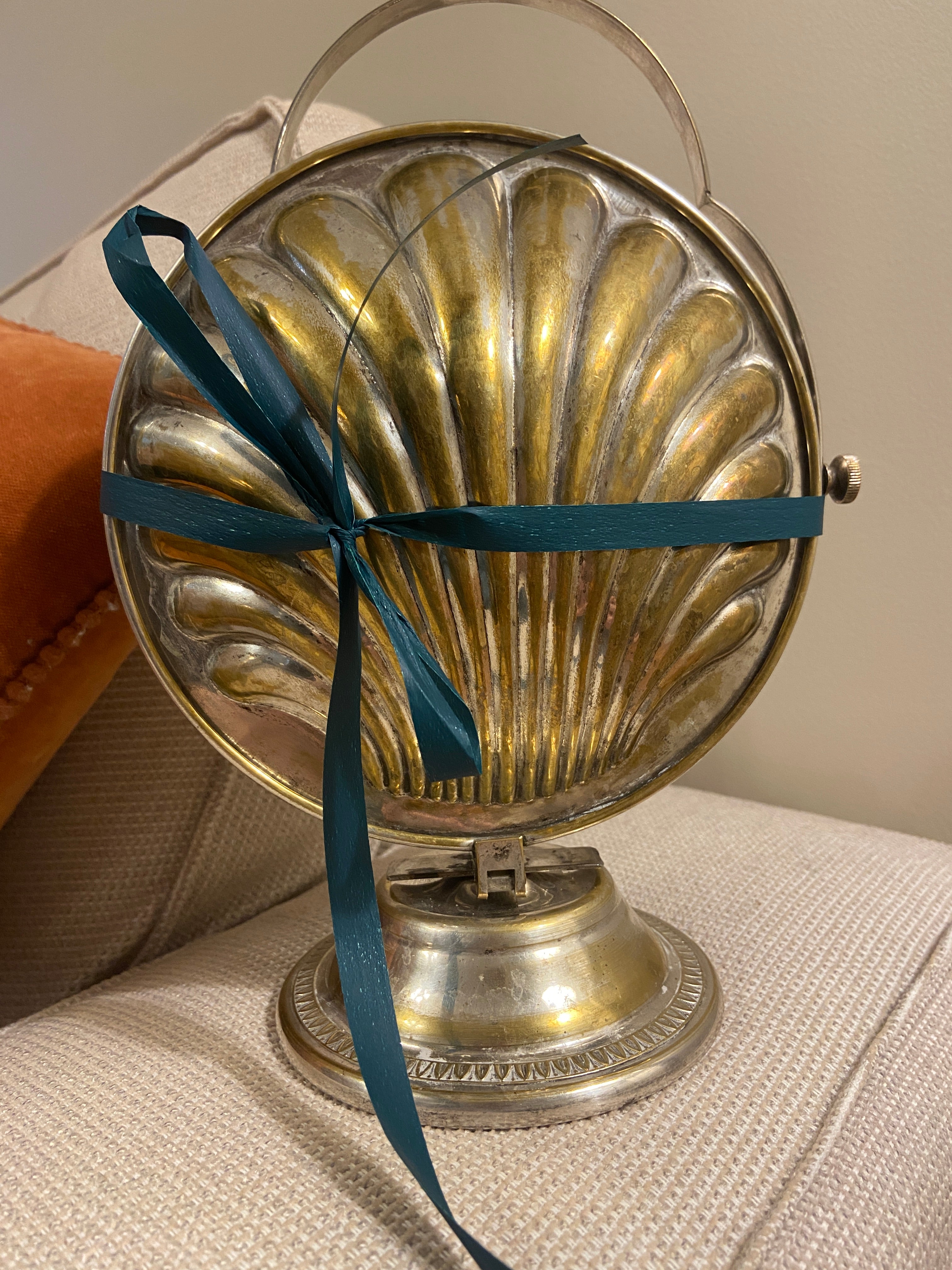 Plat de présentation vintage à coquilles – Pièce pliante unique